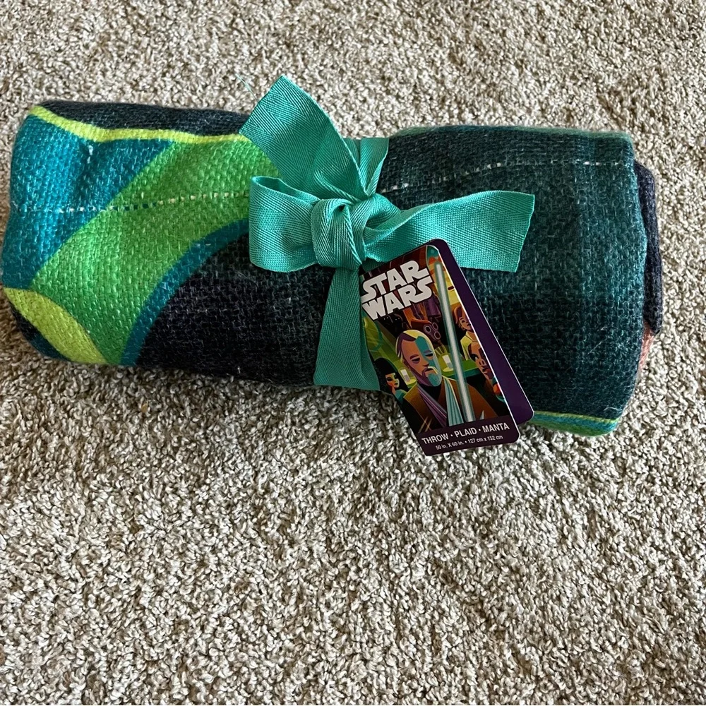 Han Solo and Greedo Star Wars Throw Blanket